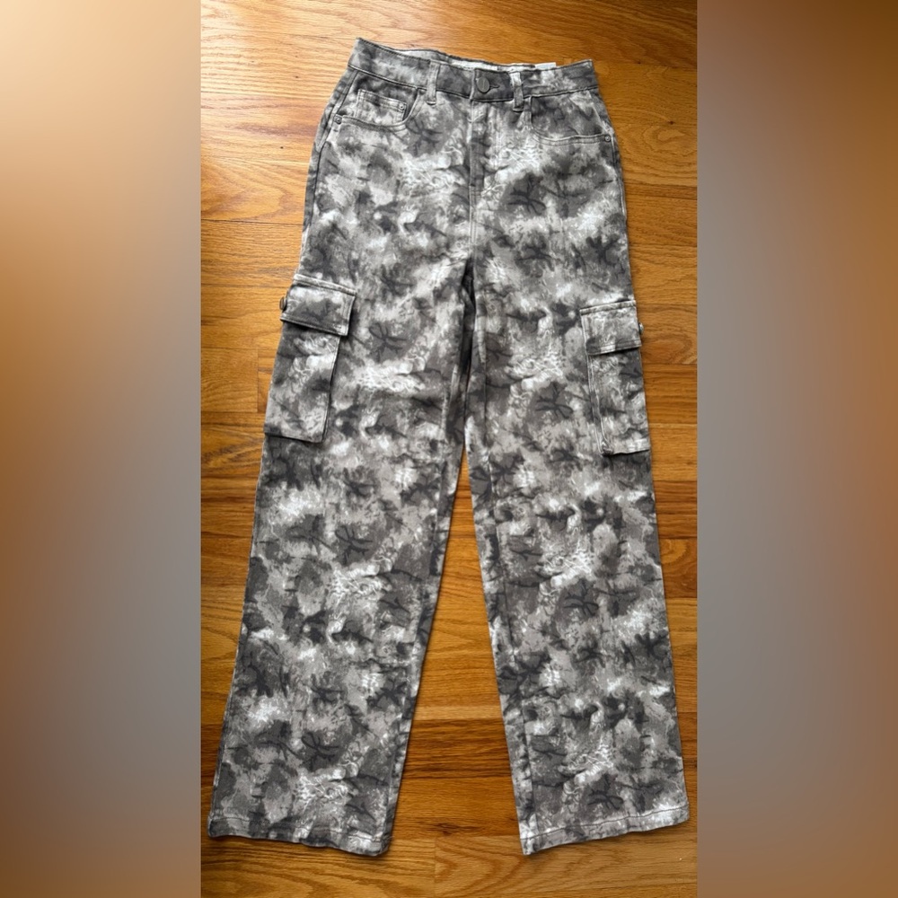 NEW! Brownish gray Cargo Pants